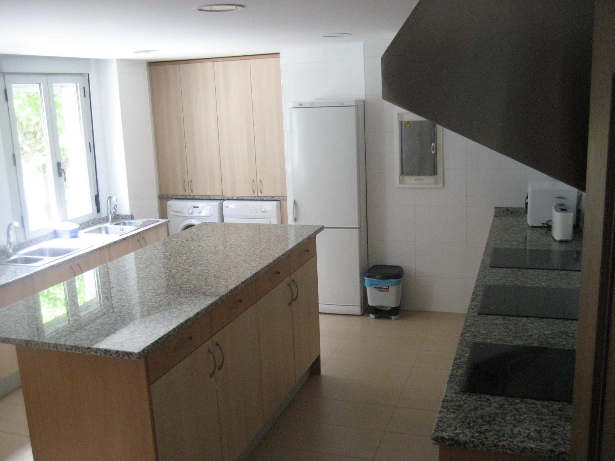 Albergue Turistico Rio Aragon カンフランク エクステリア 写真