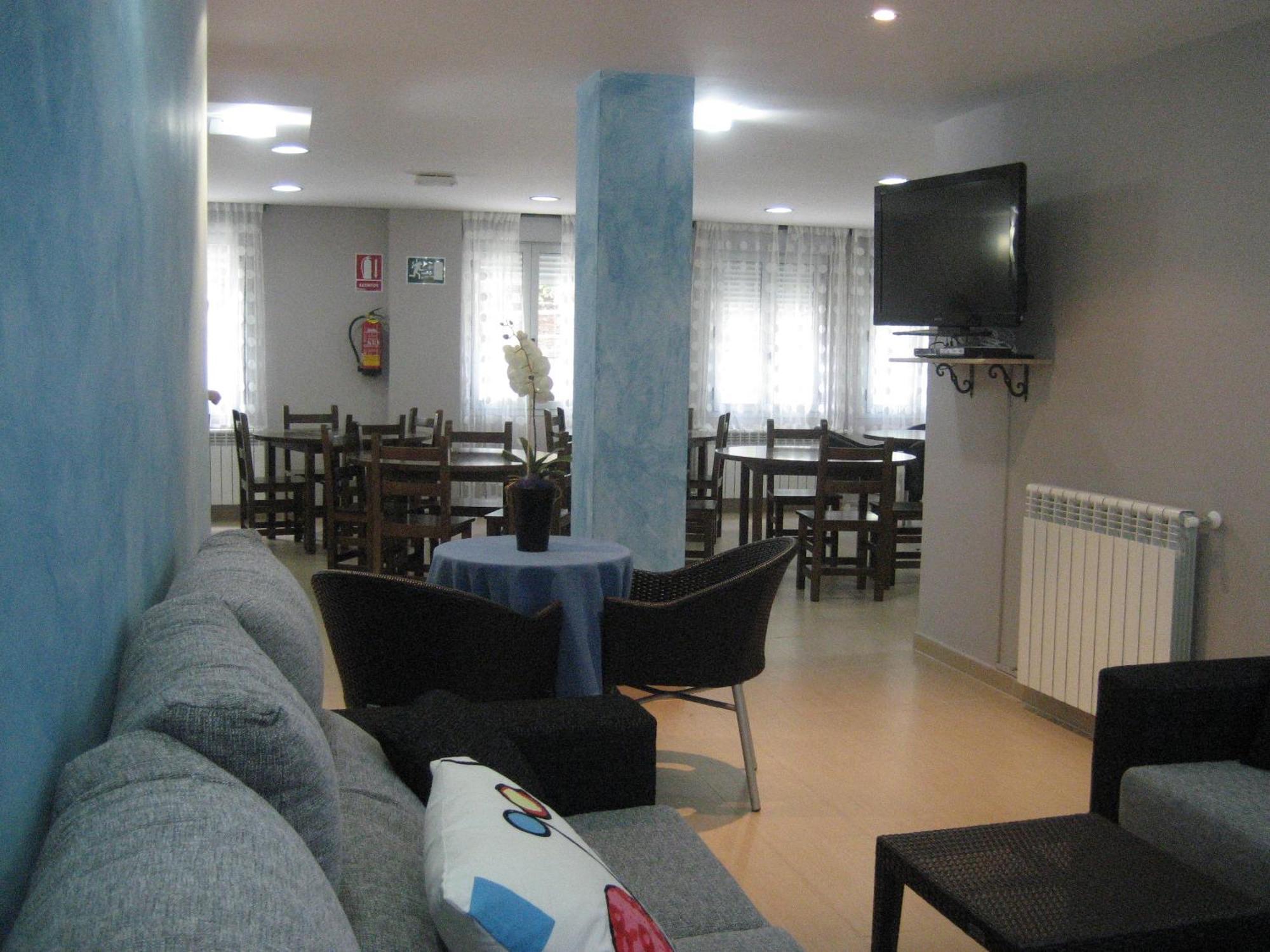 Albergue Turistico Rio Aragon カンフランク エクステリア 写真